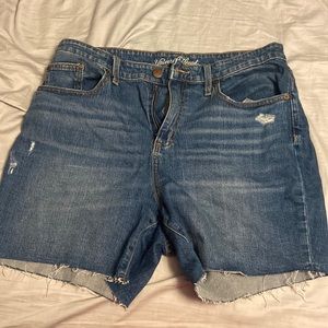 Universal thread jean shorts